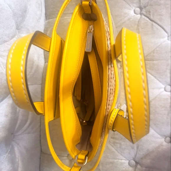 Authentic Michael Kors 5 way bag . - Picture 6 of 7